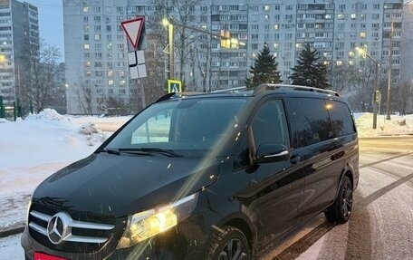 Mercedes-Benz V-Класс, 2021 год, 5 750 000 рублей, 1 фотография