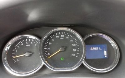 Renault Sandero II рестайлинг, 2015 год, 800 000 рублей, 1 фотография