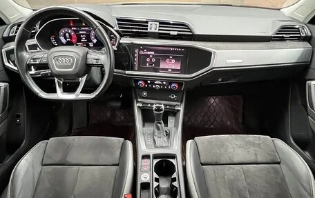 Audi Q3, 2022 год, 2 840 000 рублей, 5 фотография