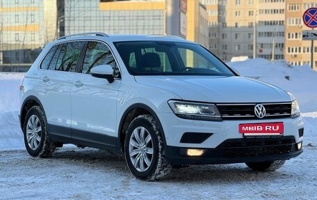 Volkswagen Tiguan II, 2018 год, 2 375 000 рублей, 7 фотография