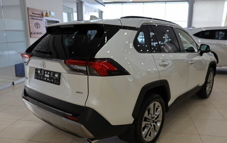 Toyota RAV4, 2025 год, 5 950 000 рублей, 5 фотография