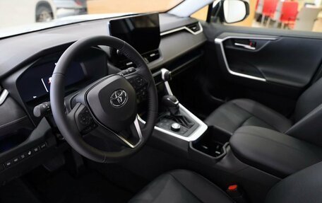 Toyota RAV4, 2025 год, 5 950 000 рублей, 17 фотография