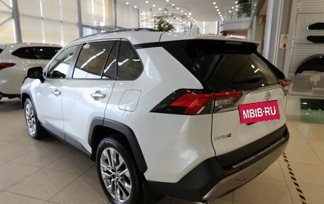 Toyota RAV4, 2025 год, 5 950 000 рублей, 7 фотография