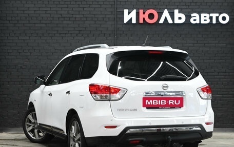 Nissan Pathfinder, 2014 год, 2 240 000 рублей, 4 фотография