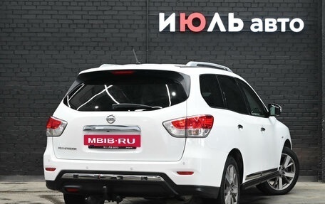 Nissan Pathfinder, 2014 год, 2 240 000 рублей, 7 фотография