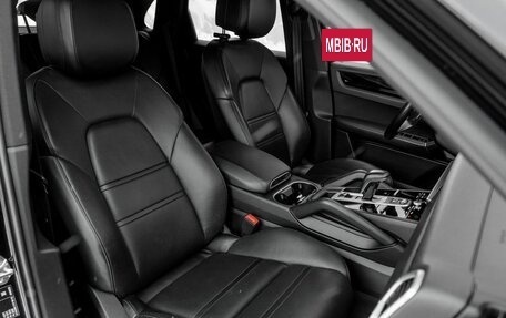 Porsche Cayenne III, 2018 год, 5 700 000 рублей, 32 фотография