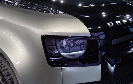 Land Rover Defender II, 2021 год, 7 690 000 рублей, 8 фотография