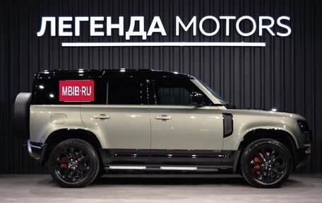 Land Rover Defender II, 2021 год, 7 690 000 рублей, 3 фотография