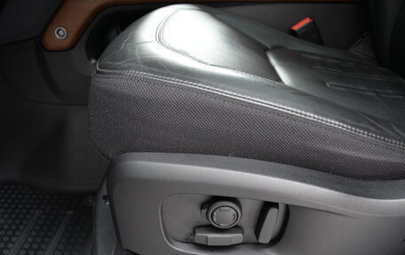 Land Rover Defender II, 2021 год, 7 690 000 рублей, 27 фотография