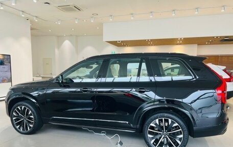 Volvo XC90 II рестайлинг, 2025 год, 11 300 000 рублей, 2 фотография