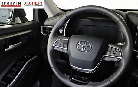 Toyota Highlander, 2025 год, 5 940 000 рублей, 13 фотография