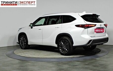 Toyota Highlander, 2025 год, 5 940 000 рублей, 8 фотография