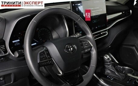 Toyota Highlander, 2025 год, 5 940 000 рублей, 17 фотография