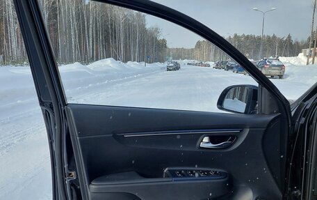 KIA Rio IV, 2020 год, 1 750 000 рублей, 13 фотография