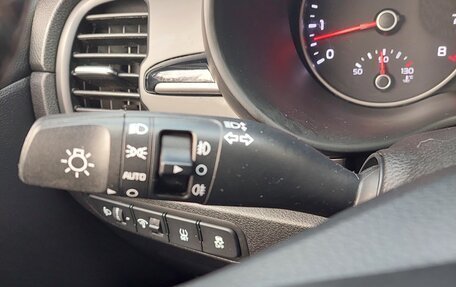 KIA Rio IV, 2020 год, 1 750 000 рублей, 20 фотография