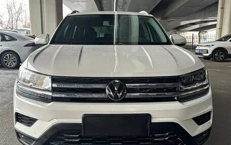 Volkswagen Tharu, 2022 год, 2 040 000 рублей, 2 фотография