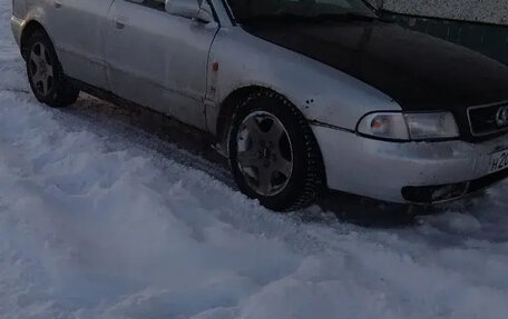 Audi A4, 1995 год, 240 000 рублей, 3 фотография