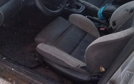 Audi A4, 1995 год, 240 000 рублей, 2 фотография