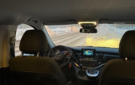 Mercedes-Benz V-Класс, 2021 год, 5 750 000 рублей, 11 фотография