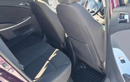 Hyundai Solaris II рестайлинг, 2012 год, 700 000 рублей, 12 фотография