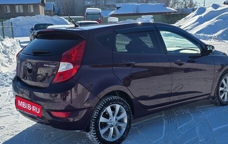 Hyundai Solaris II рестайлинг, 2012 год, 700 000 рублей, 4 фотография