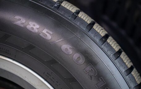 Toyota Land Cruiser 200, 2011 год, 3 303 000 рублей, 17 фотография