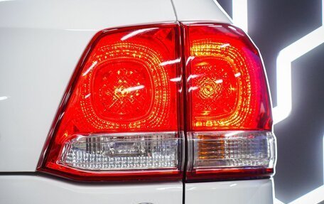 Toyota Land Cruiser 200, 2011 год, 3 303 000 рублей, 23 фотография