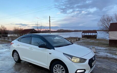 Hyundai Solaris II рестайлинг, 2018 год, 850 000 рублей, 7 фотография