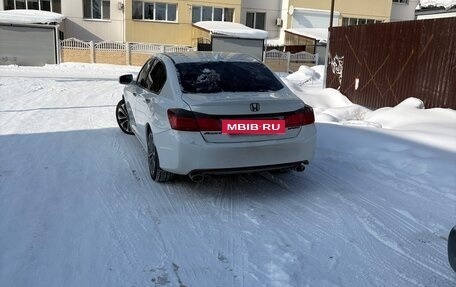 Honda Accord IX рестайлинг, 2013 год, 1 800 000 рублей, 3 фотография