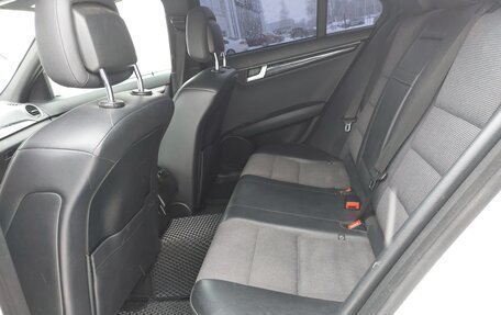 Mercedes-Benz C-Класс, 2012 год, 1 650 000 рублей, 27 фотография