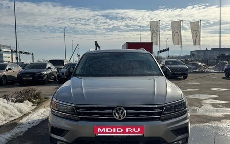 Volkswagen Tiguan II, 2020 год, 3 300 000 рублей, 2 фотография