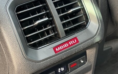 Volkswagen Tiguan II, 2020 год, 3 300 000 рублей, 18 фотография