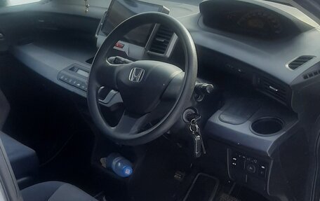 Honda Freed I, 2009 год, 1 100 000 рублей, 10 фотография