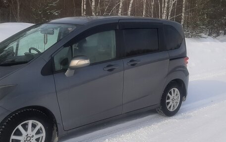 Honda Freed I, 2009 год, 1 100 000 рублей, 18 фотография
