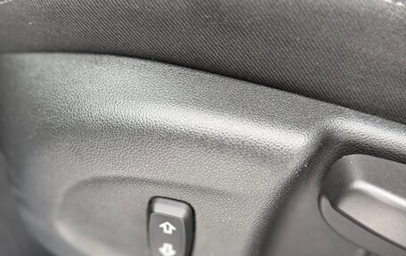 Opel Crossland X I, 2019 год, 2 000 000 рублей, 34 фотография