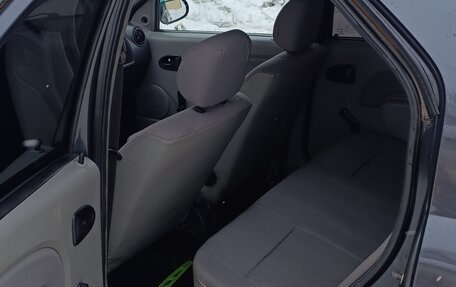 Renault Logan I, 2007 год, 200 000 рублей, 10 фотография