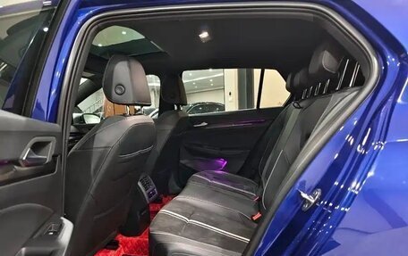 Volkswagen Golf VIII, 2022 год, 2 140 000 рублей, 13 фотография