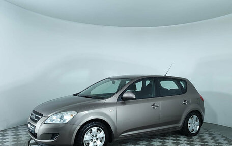 KIA cee'd I рестайлинг, 2008 год, 690 000 рублей, 1 фотография