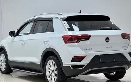 Volkswagen T-Roc I, 2021 год, 2 040 000 рублей, 4 фотография