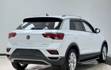 Volkswagen T-Roc I, 2021 год, 2 040 000 рублей, 5 фотография