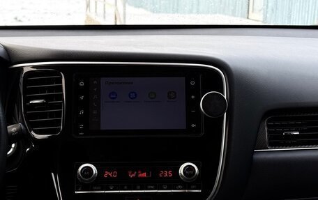 Mitsubishi Outlander III рестайлинг 3, 2020 год, 8 фотография