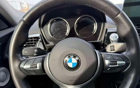 BMW 1 серия, 2022 год, 1 800 000 рублей, 11 фотография