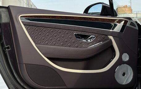 Bentley Continental GT III, 2024 год, 28 500 000 рублей, 29 фотография