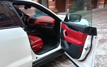 Maserati Levante I, 2020 год, 6 500 000 рублей, 9 фотография