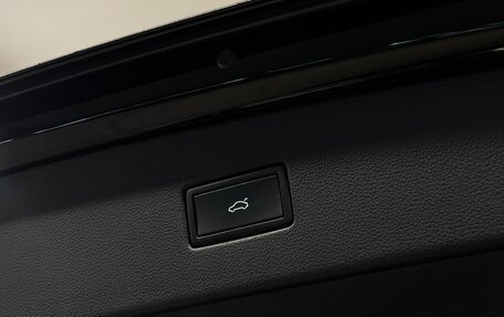 Volkswagen Tiguan II, 2023 год, 4 350 000 рублей, 26 фотография