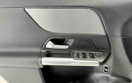 Mercedes-Benz GLA, 2022 год, 2 227 000 рублей, 14 фотография