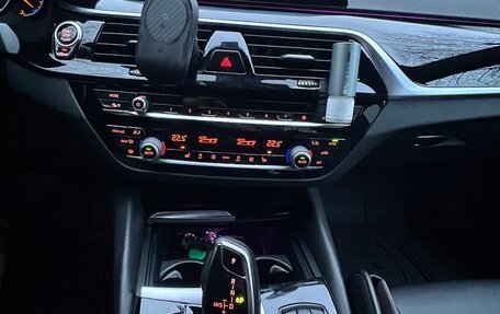 BMW 5 серия, 2019 год, 3 350 000 рублей, 9 фотография