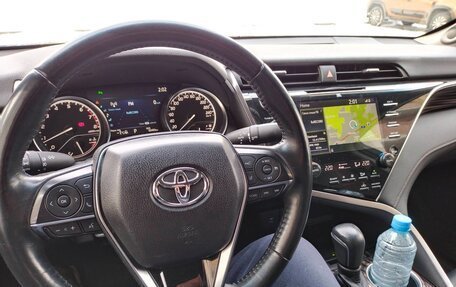 Toyota Camry, 2020 год, 3 250 000 рублей, 3 фотография