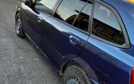 Mazda Familia, 2000 год, 190 000 рублей, 3 фотография