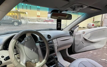 Mercedes-Benz CLK-Класс, 2002 год, 690 000 рублей, 3 фотография